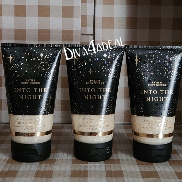 3x Bath & Body Works INTO THE NIGHT 8oz Body Scrubs - Picture 1 of 2